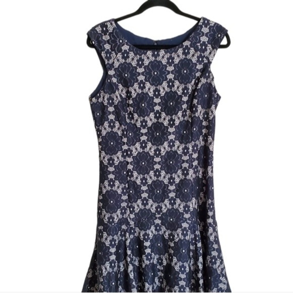 Nanette Lepore White and Navy Floral Lace Dress Size 10 NWT